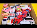 救急車と歌って踊るおもちゃをチェック☆Check out the ambulance and singing and dancing toys☆