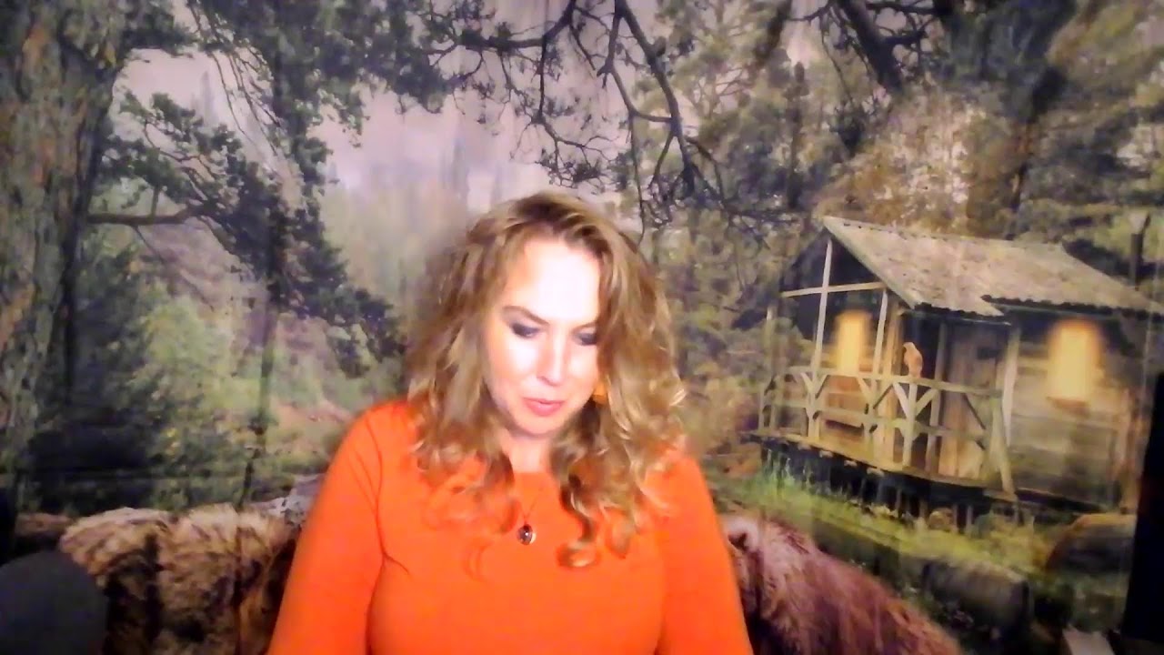 Love Tarot: Grab the Popcorn! God, he's wishing she'd call/reach out....