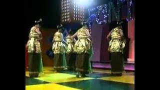 tari sparkling surabaya