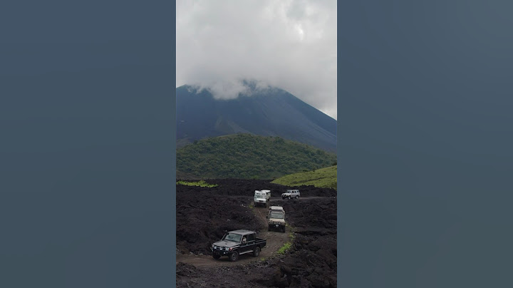 Have you ever driven on a volcano? #toyota #4x4 #offroad #landcruiser #overland #chinook