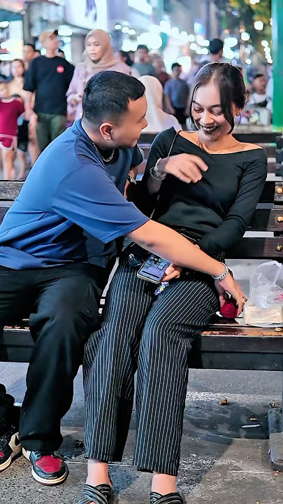 Prank a beautiful woman to the point of feeling nervous😊😍 #shorts #trending #viral