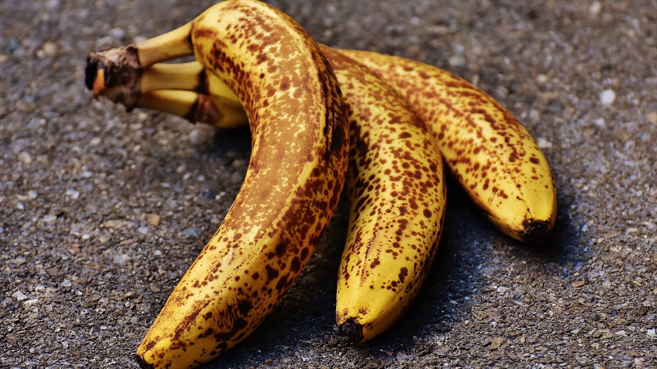 cáscara de banano para blanquear los dientes
