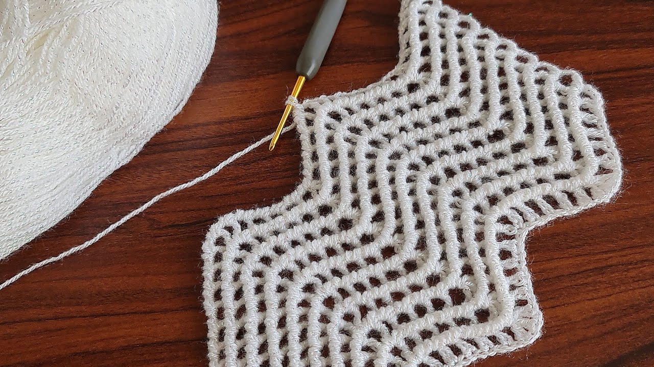 Super Easy Crochet Zigzag Spike Pattern For Beginners - Harika tığ işi zikzak Örgü modeli..