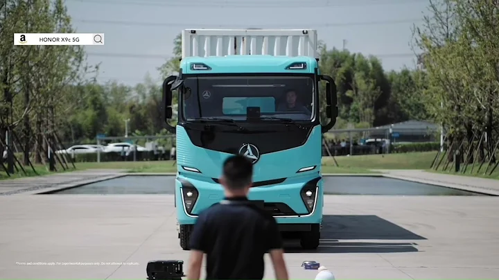 HONOR X9c 5G Survives 80-Ton Truck Crush Test