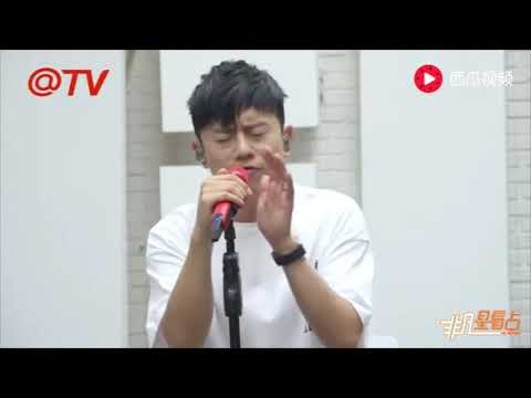 张杰为演唱会彩排无暇照顾女儿梦到女儿感动落泪