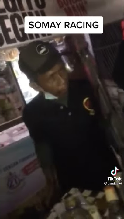 VIRAL) tukang somay di ledekin para pemuda hehe sampe ngakak😂