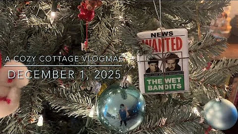 🎄A Cozy Vlogmas: December 1, 2025 🎄Yarny Advents Galore!