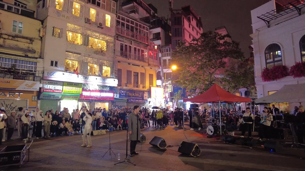 Gánh hàng rau (gánh rau của mẹ) - Hanoi street music