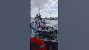 Tugboat Close Call: Is the Tug About to Ram? 4K Video