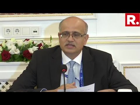 Foreign Secy Vijay Gokhale Issues A News Briefing On PM Modi's Meet With Vladimir Putin