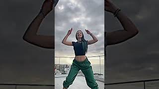 Back it up 🔙🔝  ft. Dilara💚 | Tiktok Trend | #shorts #trending #viral #dance