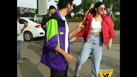 Deepika Padukone & Kartik Aaryan Airpot Dance on Dheeme Dheeme Challenge