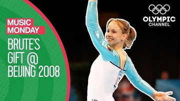 Sandra Izbasa performs to Brute