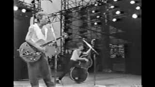 Stray Cats // Lonely Summer Nights