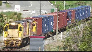 Freight train J20 at Washdyke - Timaru