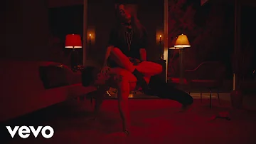 Billie Eilish - bad guy (Official Music Video)