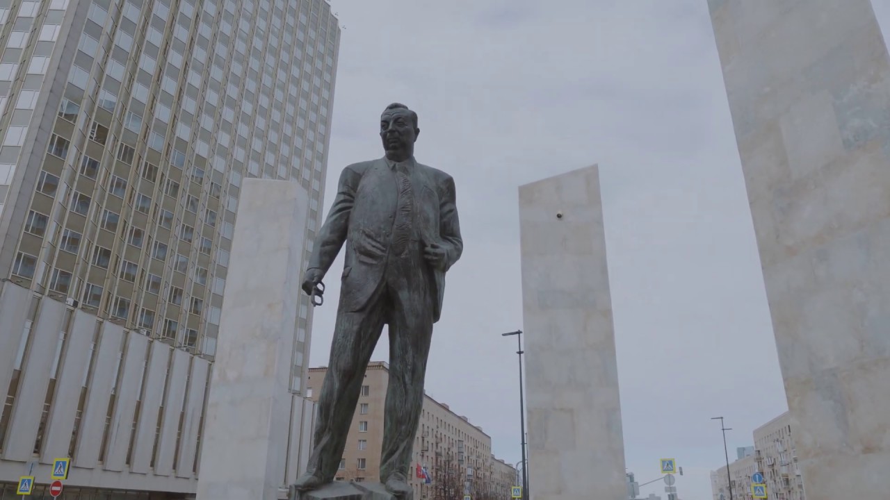 Walking in empty Moscow 2020