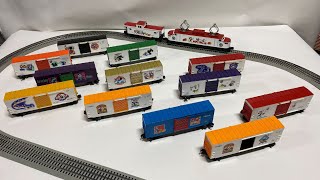 Lionel Model Trains Disney Mickey Mouse Express Electric Locomotive 6-18311 Caboose Boxcars