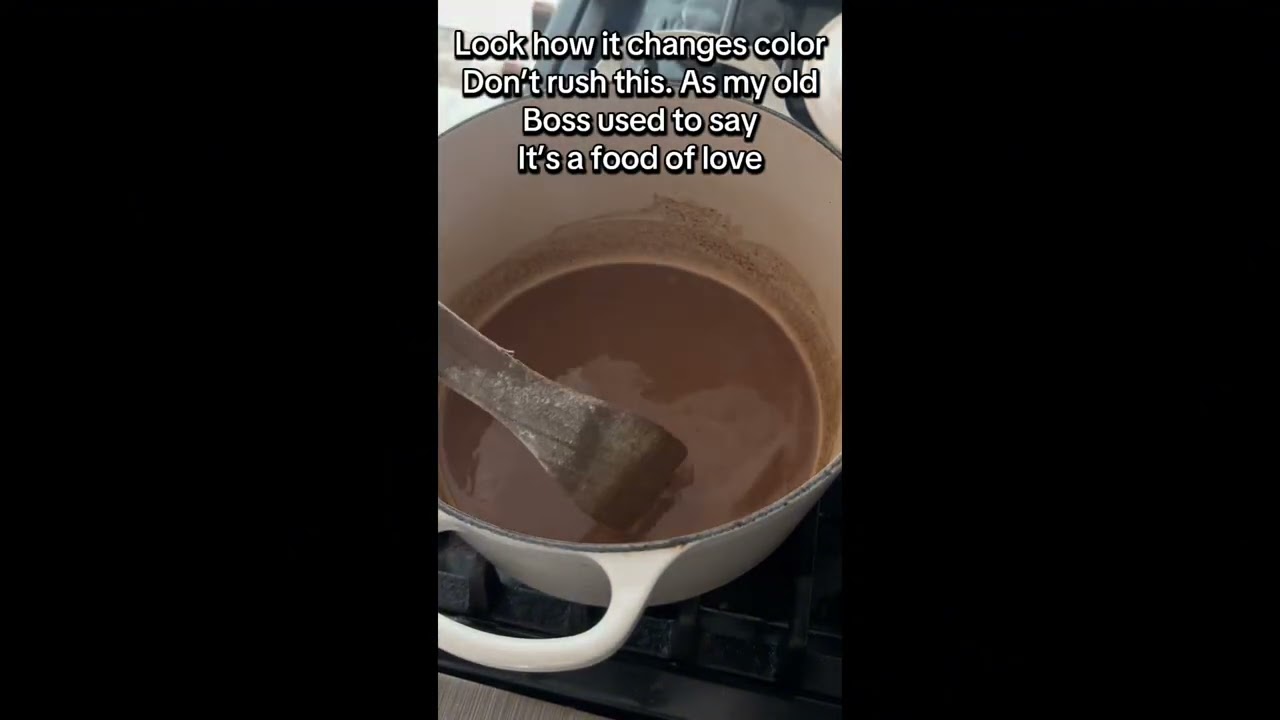 Turning Thanksgiving leftovers into stock and then gumbo