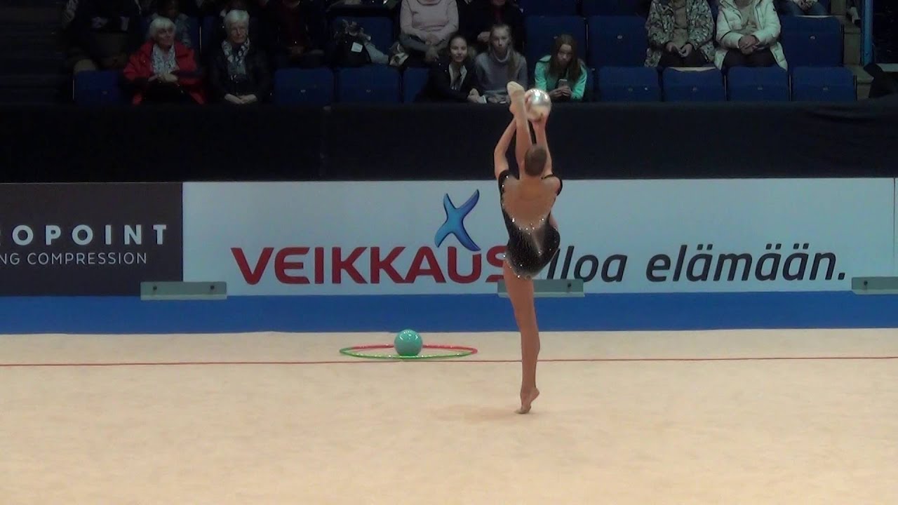 Aleksandra Soldatova RUS ball Espoo World Cup 2016