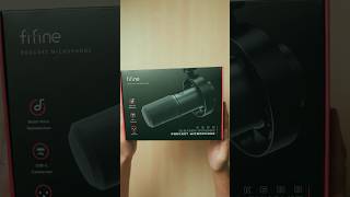 Unboxing this budget dynamic microphone