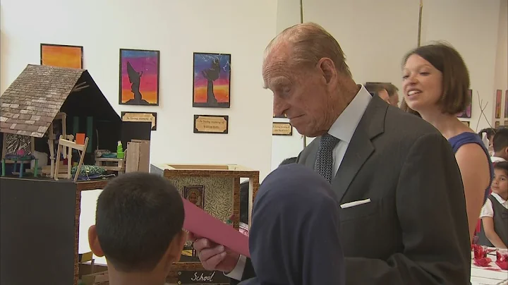 Prince Philip disgusted by child's handwriting during school visit - DayDayNews