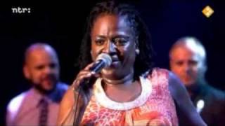 Sharon Jones &amp; the Dap-Kings - I&#39;ll Still Be True (Live at the North Sea Jazz Festival 2010)