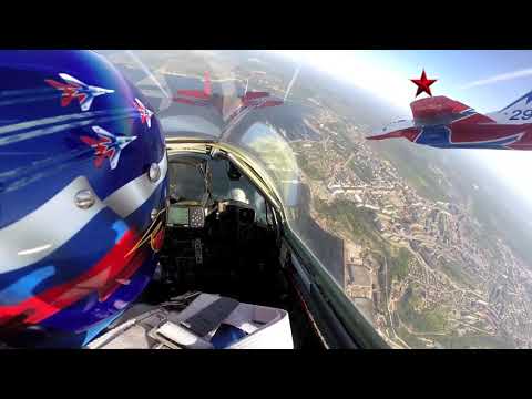 Aerobatics Air Group "Strizhi" over the Severomorsk