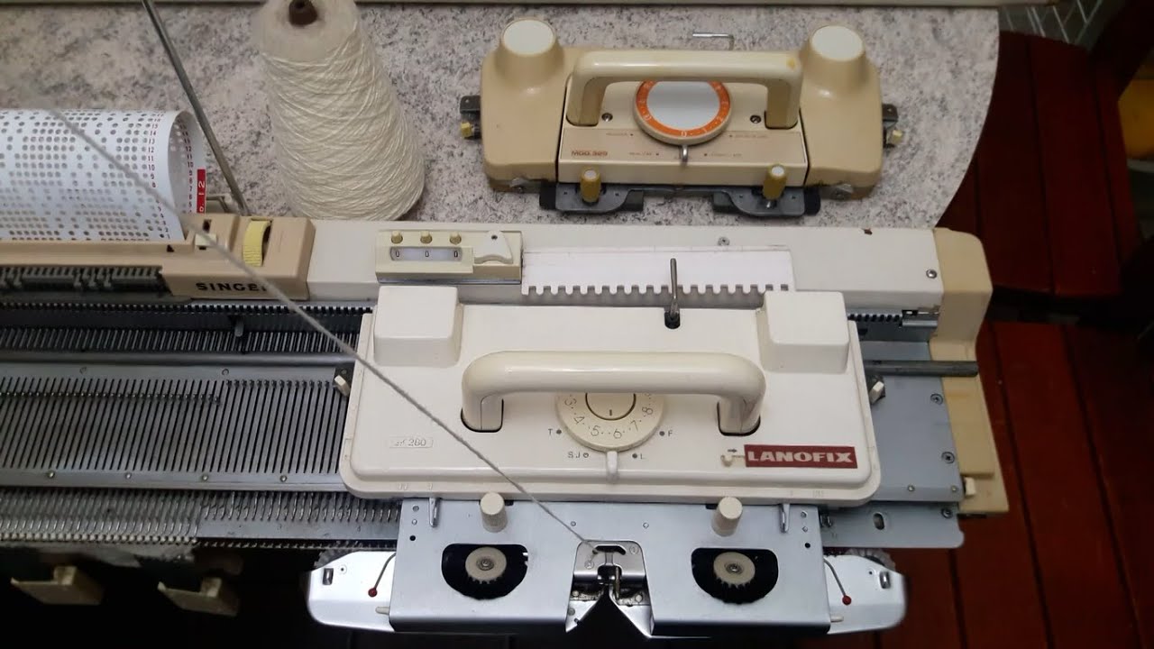 Curiosidade! Carro Sk280 Lanofix na Máquina Singer 323 Funcionando Perfeitamente!
