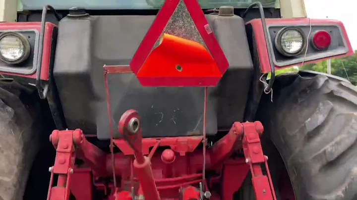 BigIron Online Auction 7-16-2025 =KD8463= 1977 International 1086 2WD Tractor