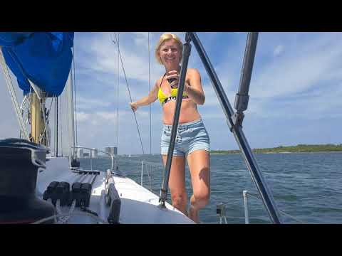 Ep. 22  Sea, Sun and Hot Pants: Sailing a Westerly in Florida.