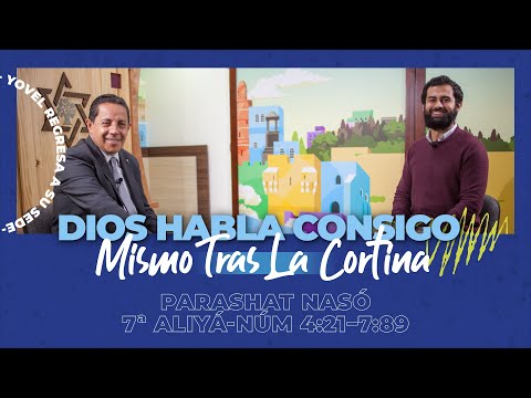 Nasó - Dios habla consigo mismo tras la cortina / God talks to himself behind the curtain