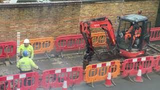 Only In London - 10 minutes of workmen digging the road London Style!