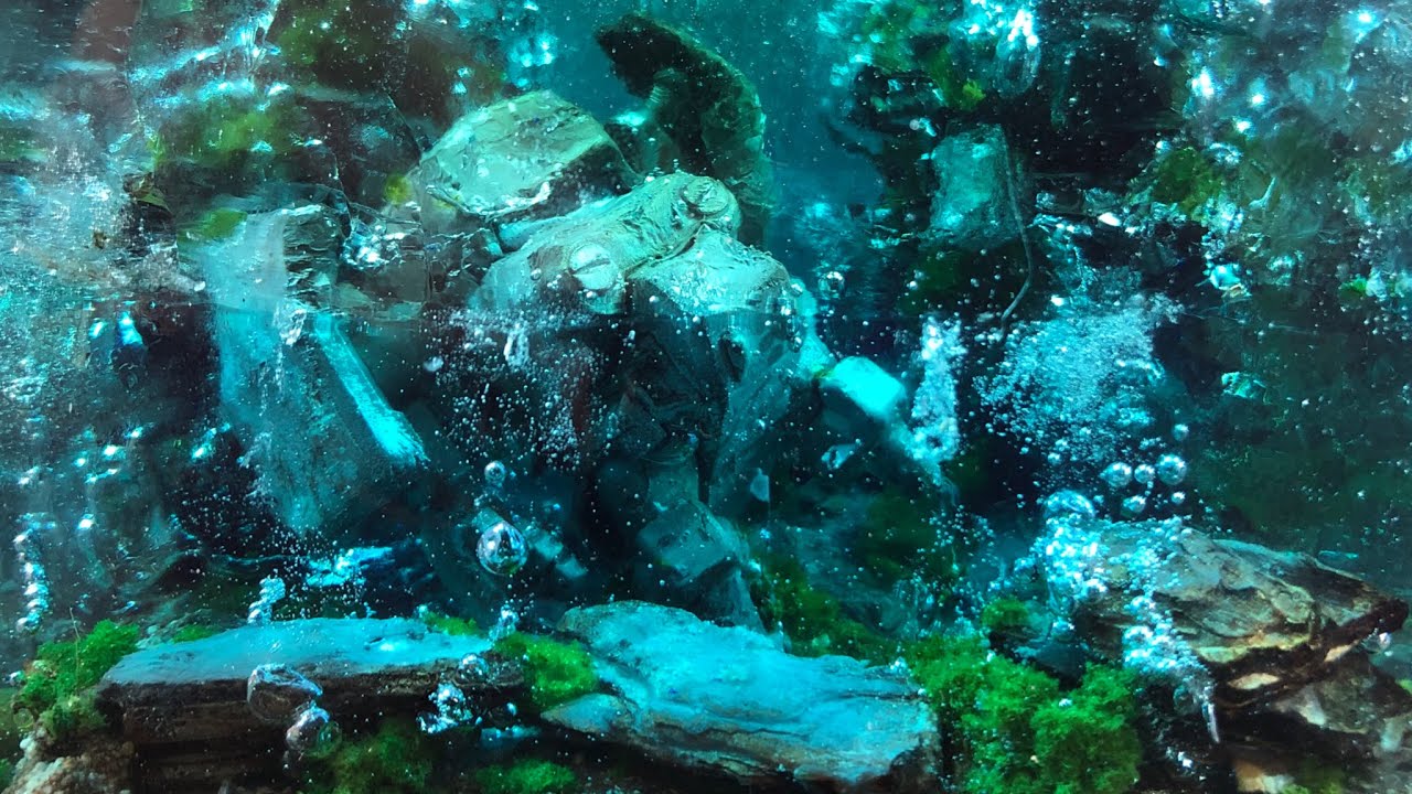 ジオラマ レジン]海底の中の壊れたロボット - YouTube