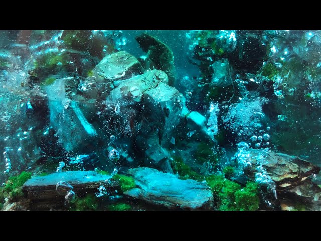 ジオラマ レジン]海底の中の壊れたロボット - YouTube