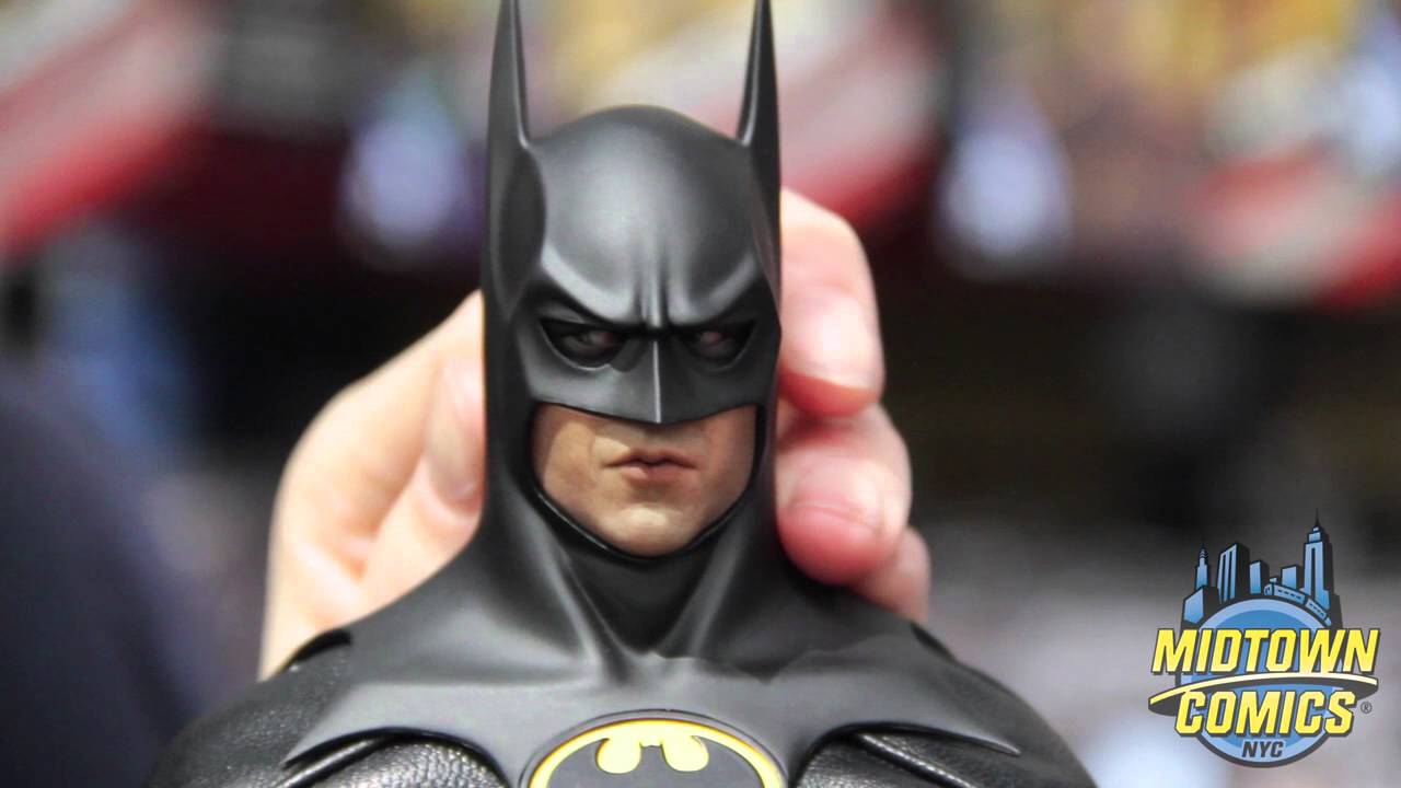 Hot Toys Batman Returns Action Figure Unboxing at Midtown Comics - YouTube