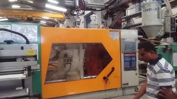 Pick and Place Robot in Injection Moulding Machine by C & D