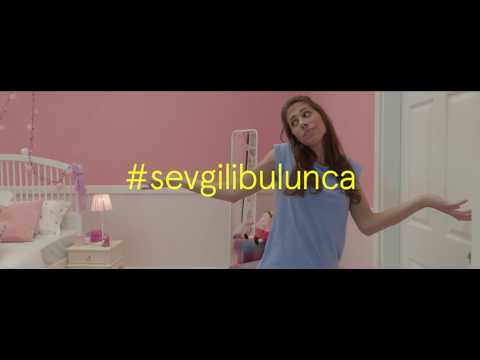 Sevgili Bulunca Arkadaşlarına Elveda Diyen Bayanlar Karaca