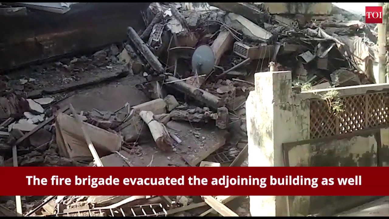 surat news today - 4-storey building collapses in Surat, no casualties reported