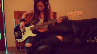 Video thumbnail of "The cure  - Burn Bass Cover"