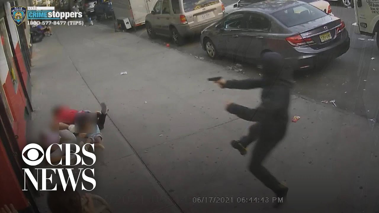 Shocking video shows 2 children caught in the middle of NYC shooting