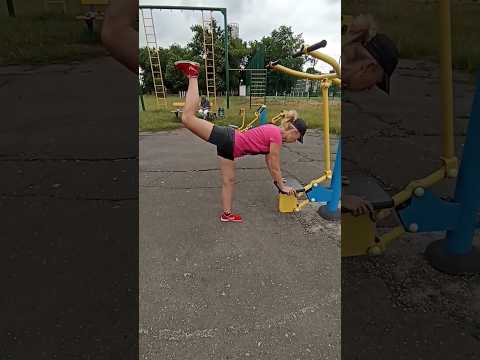 Тренировка на уличных тренажёрах. 4 упражнения. Outdoor fitness. Fitness Fusion. save Ukraine now