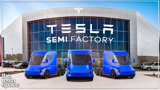 Something Weird Is Happening At Tesla&#39;s New Semi Factory..