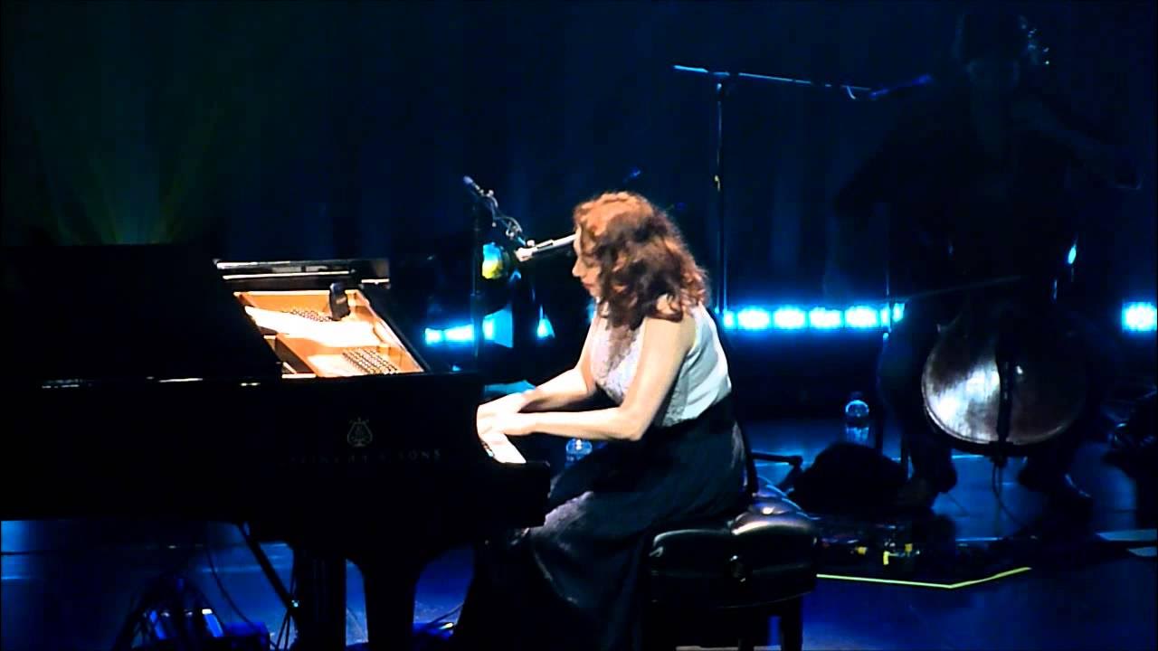 Spektor the call. Regina spektor live. regina spektor the call.