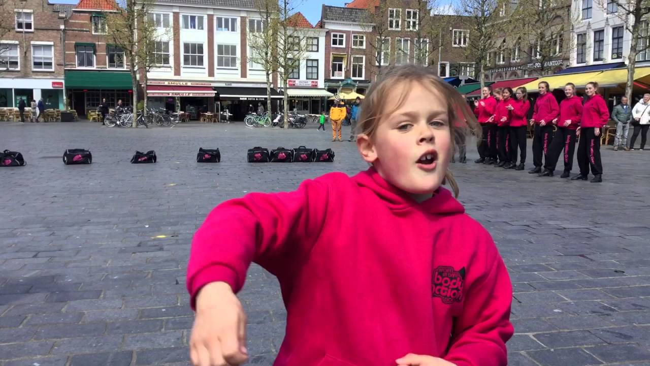 BODY ACTION DANST OP DE GROTE MARKT