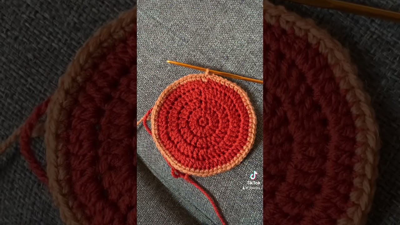 Day 49: Lattice Pie Granny Square 