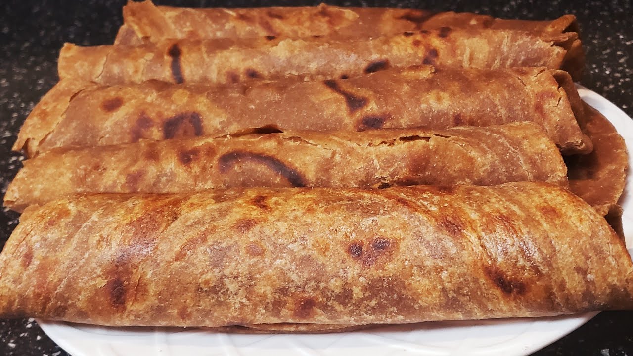 HOW TO MAKE SOFT WHOLE WHEAT CHAPATIS/ FLAT BREADS. SO GOOD 😋.A must