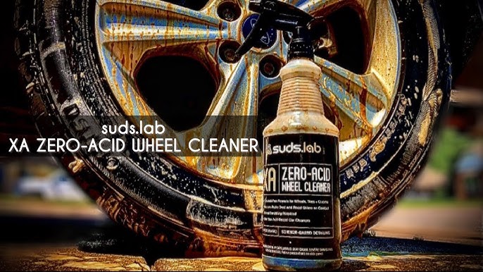 CH offers superior Hydro-Coat 💦🧥 Simply spray + rinse! #sudslab #det