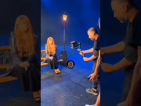 كارول سماحة كواليس تصوير اغنية مابتنترك وحدك التي جمعتها مع الراحل زياد الرحباني
