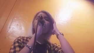 Video thumbnail of "รักคือ - Blackhead cover by Double T"